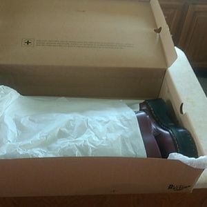 Tall Red Classic Britain Boots